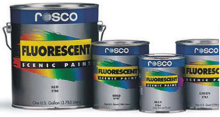 PINTURA ESCENICA ROSCO OFF BROADWAYOff Broadway se puede usar directamente del bote o diluido con agua para crear bellos esmaltes de acabados que se pueden aplicar a prácticamente cualquier superficie en la puesta en escena como la muselina, madera, metales, madera laminada y muchos plásticos. Off Broadway es compatible con todas las demás pinturas escénicas. Disponible en colores 27 artistas y 6 colores metálicos.